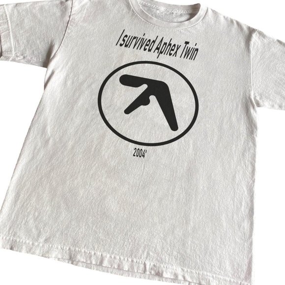 "I survived aphex twin 2004" shirt - Picture 2 of 3